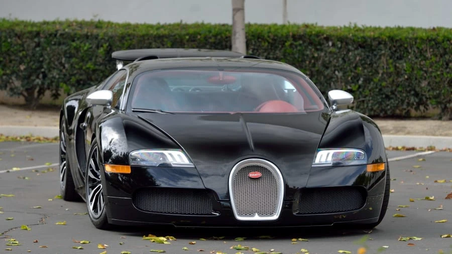 2010 Bugatti Veyron - Image 20 of 20