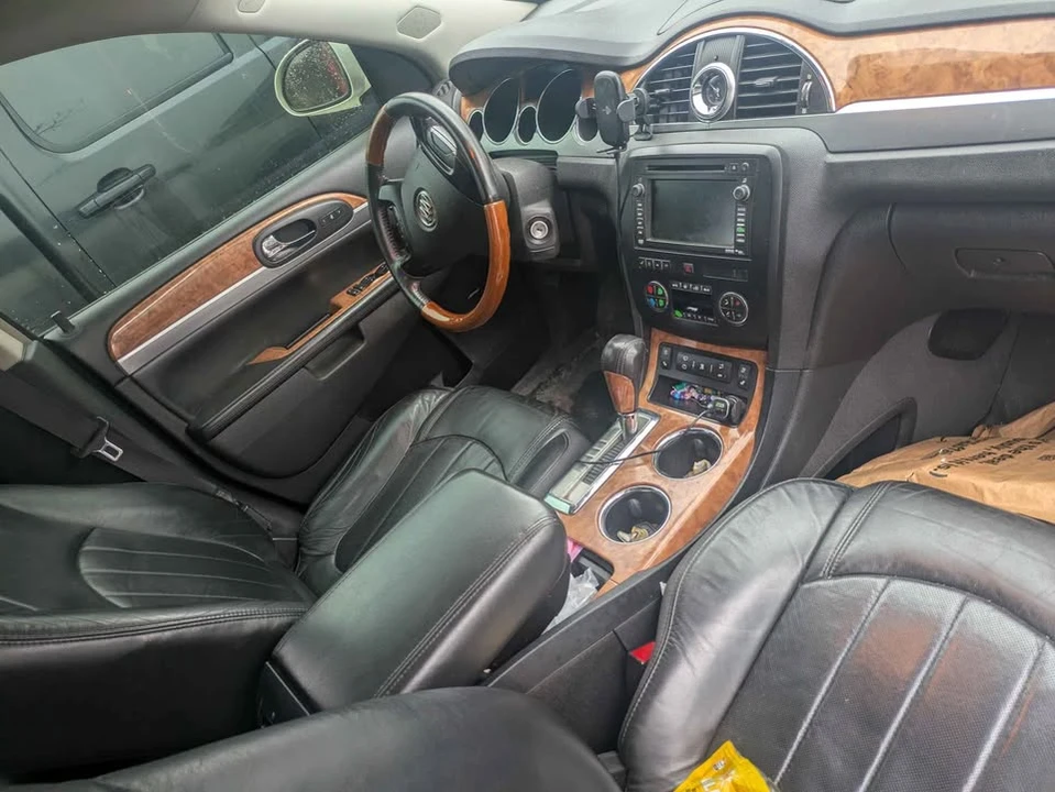 2010 Buick Enclave - Image 10 of 11