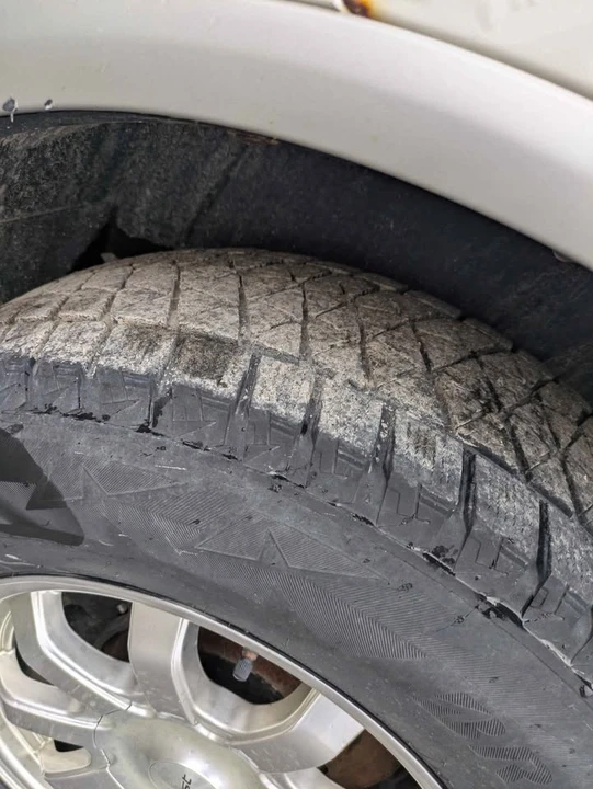 2010 Buick Enclave - Image 6 of 11