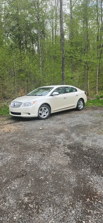 2010 Buick LaCrosse - Image 3 of 10