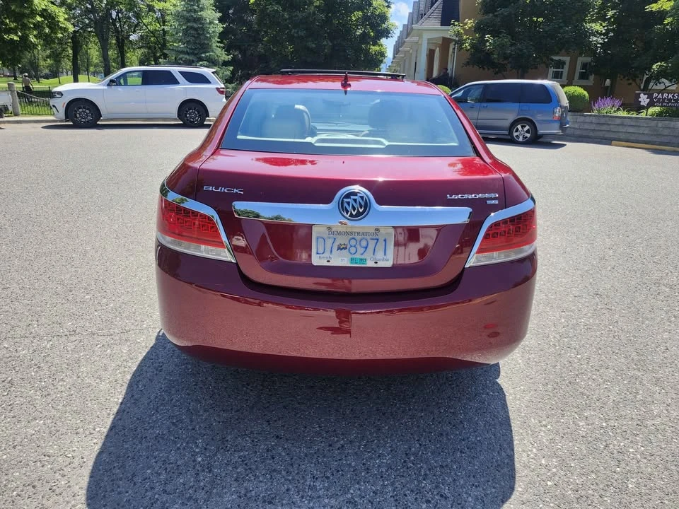 2010 Buick LaCrosse - Image 11 of 17