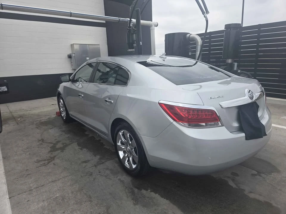 2010 Buick LaCrosse - Image 3 of 15