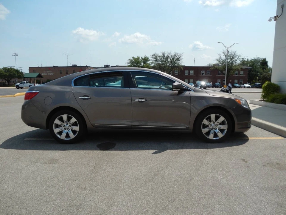 2010 Buick LaCrosse - Image 20 of 21