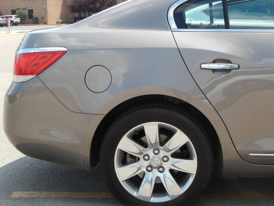 2010 Buick LaCrosse - Image 21 of 21