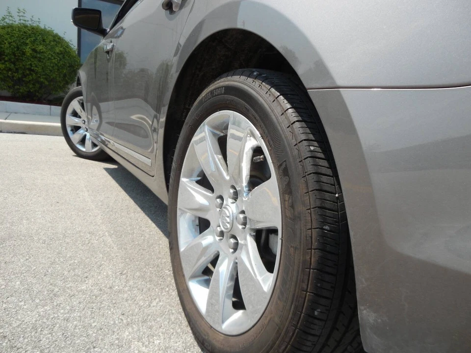 2010 Buick LaCrosse - Image 14 of 21