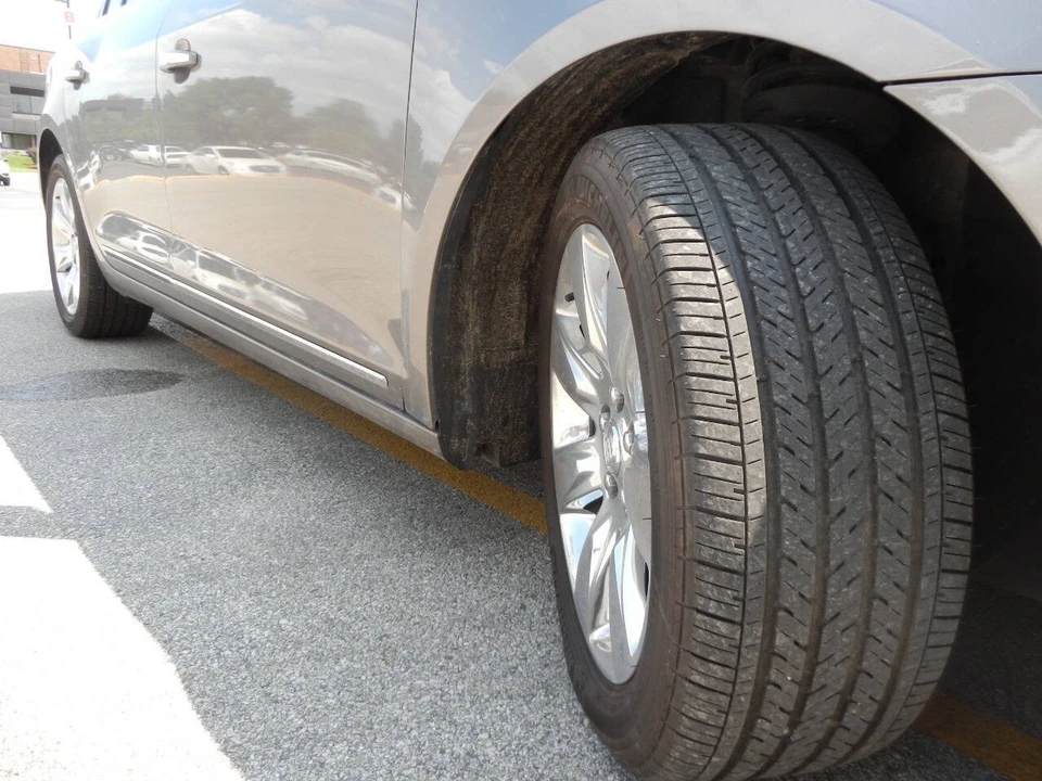 2010 Buick LaCrosse - Image 19 of 21