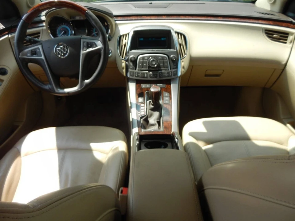 2010 Buick LaCrosse - Image 2 of 12
