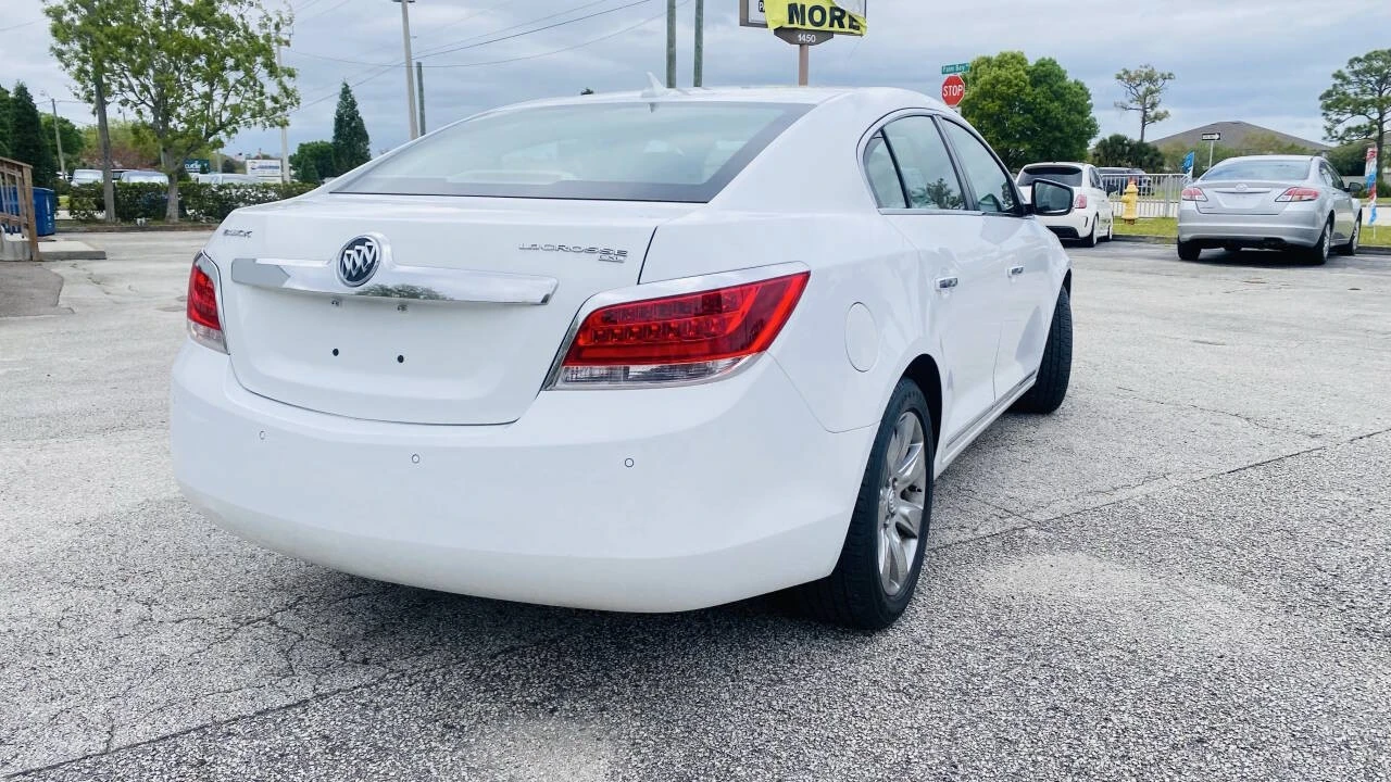 2010 Buick LaCrosse - Image 11 of 21