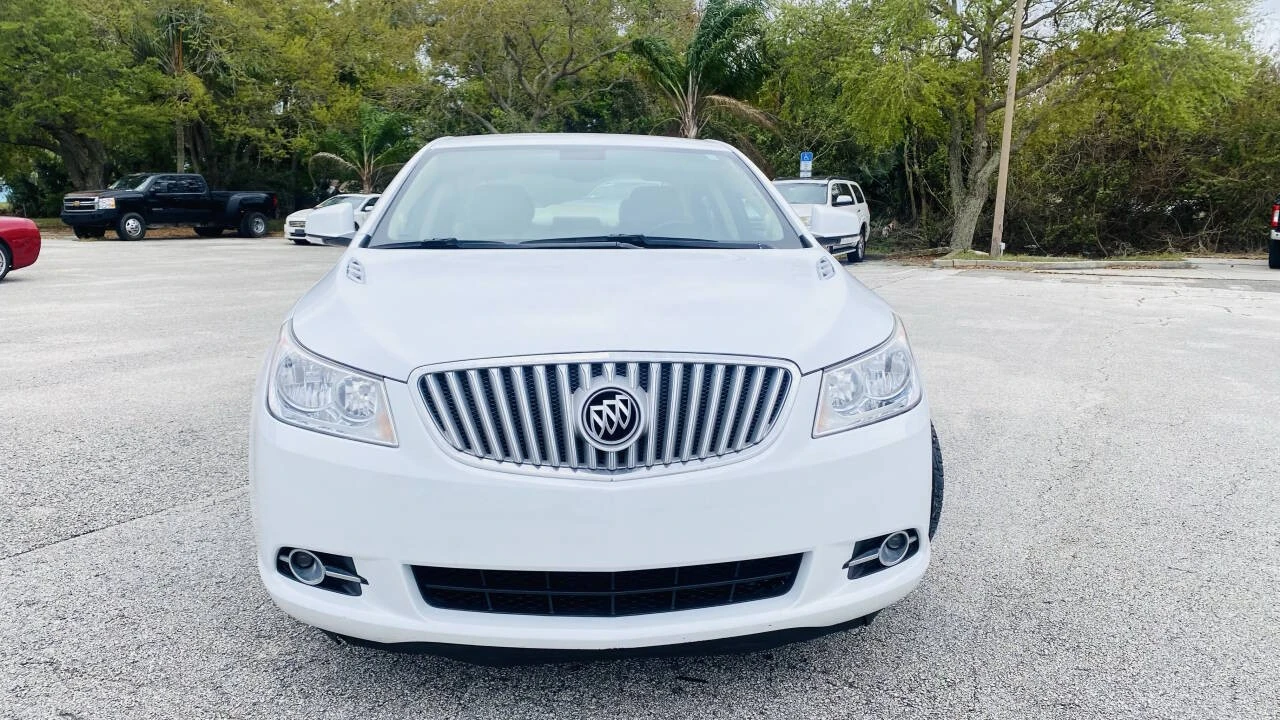 2010 Buick LaCrosse - Image 10 of 21