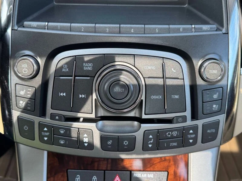 2010 Buick LaCrosse - Image 20 of 20