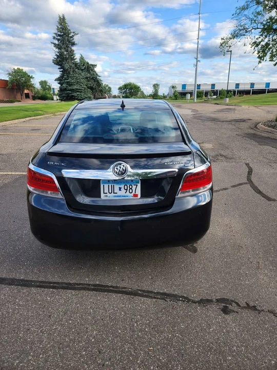 2010 Buick LaCrosse - Image 2 of 10