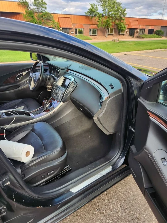 2010 Buick LaCrosse - Image 7 of 10