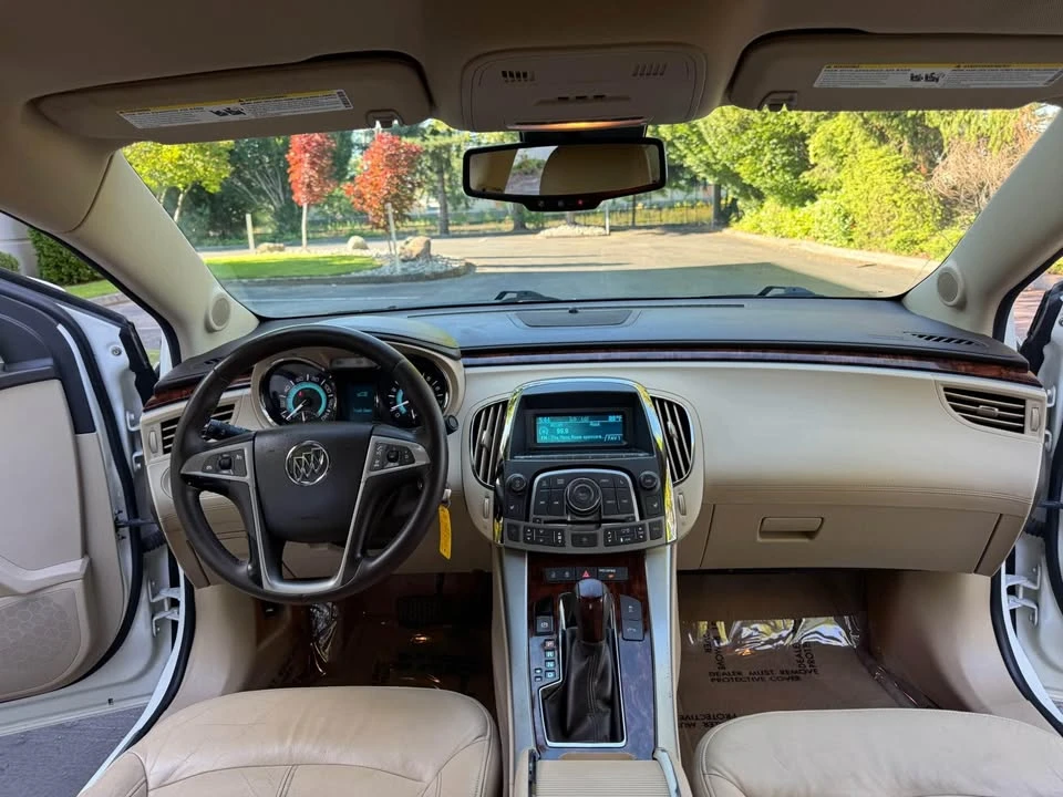 2010 Buick LaCrosse - Image 12 of 20