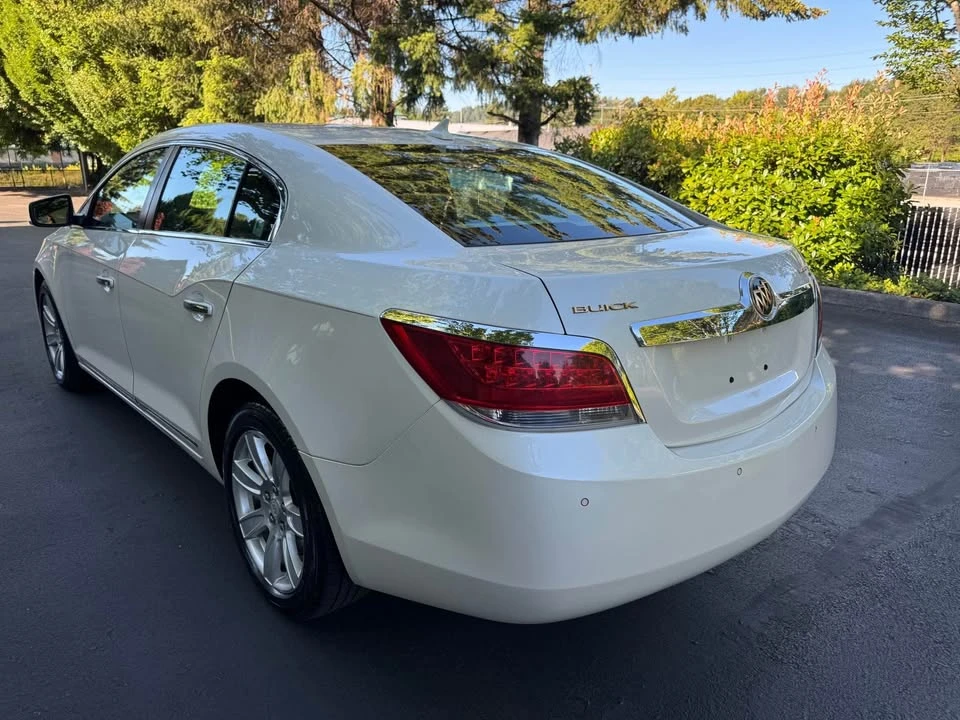 2010 Buick LaCrosse - Image 6 of 20