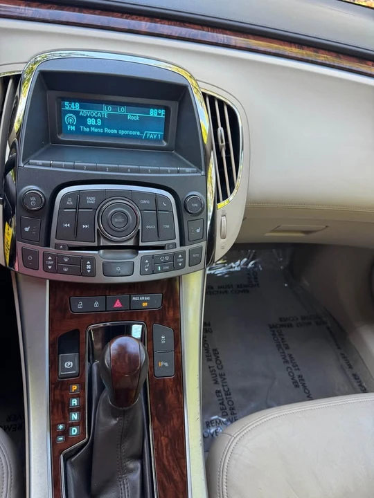 2010 Buick LaCrosse - Image 15 of 20