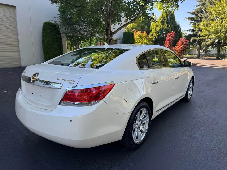2010 Buick LaCrosse - Image 8 of 20