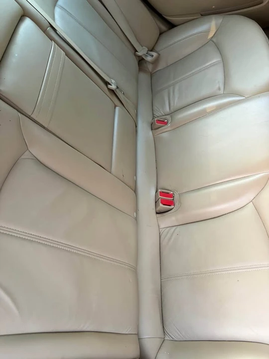 2010 Buick LaCrosse - Image 8 of 11