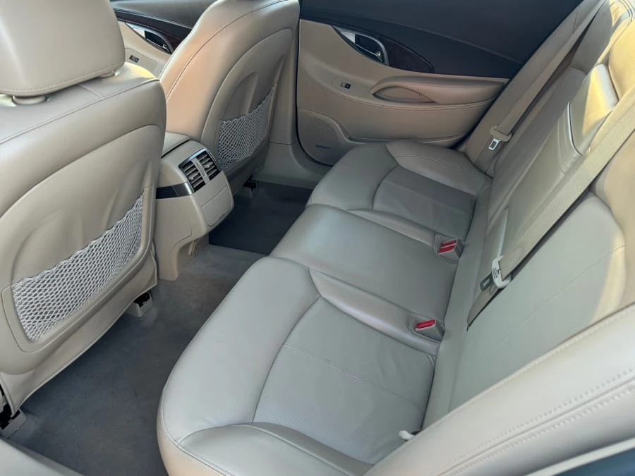 2010 Buick LaCrosse - Image 4 of 11