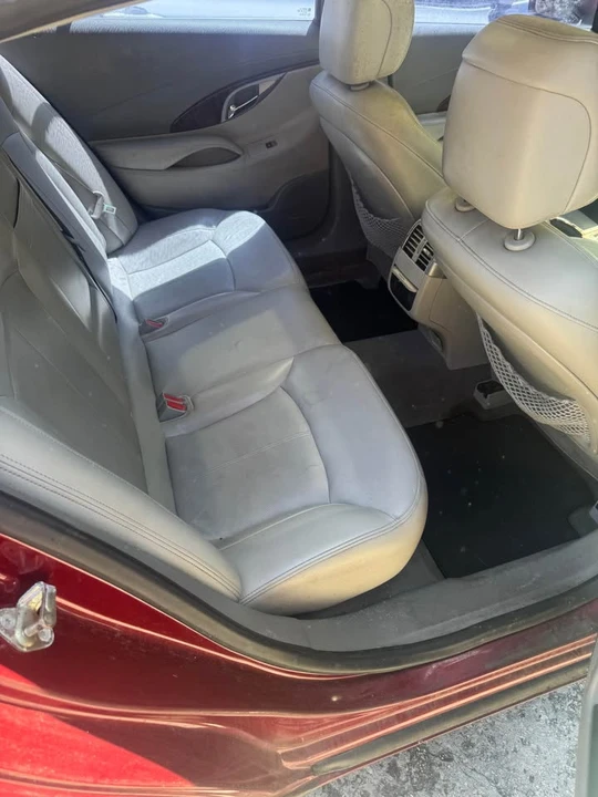 2010 Buick LaCrosse - Image 3 of 5