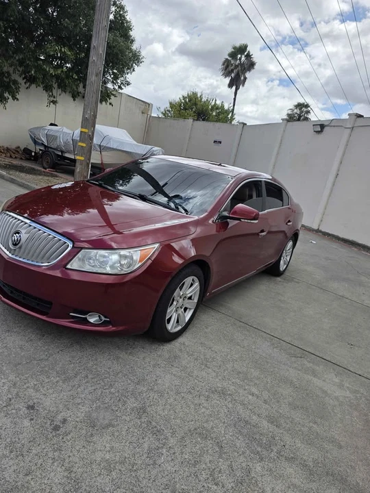 2010 Buick LaCrosse - Image 6 of 8