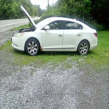 2010 Buick LaCrosse Leather Sedan 4D