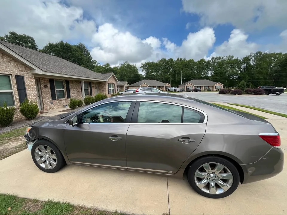 2010 Buick LaCrosse - Image 3 of 7