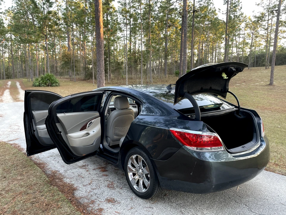 2010 Buick LaCrosse - Image 6 of 23