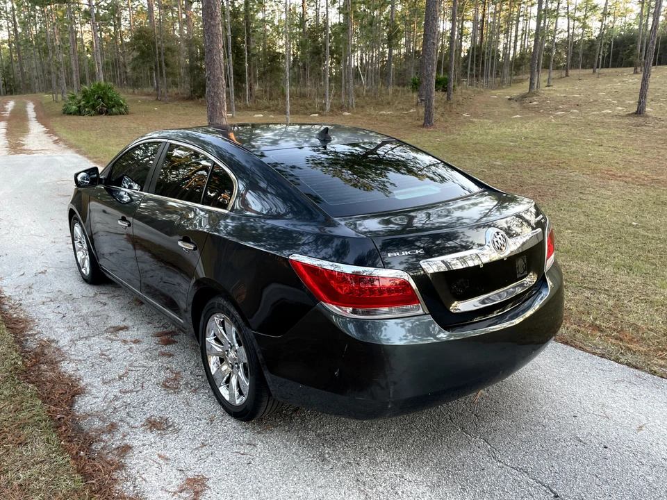 2010 Buick LaCrosse - Image 2 of 23