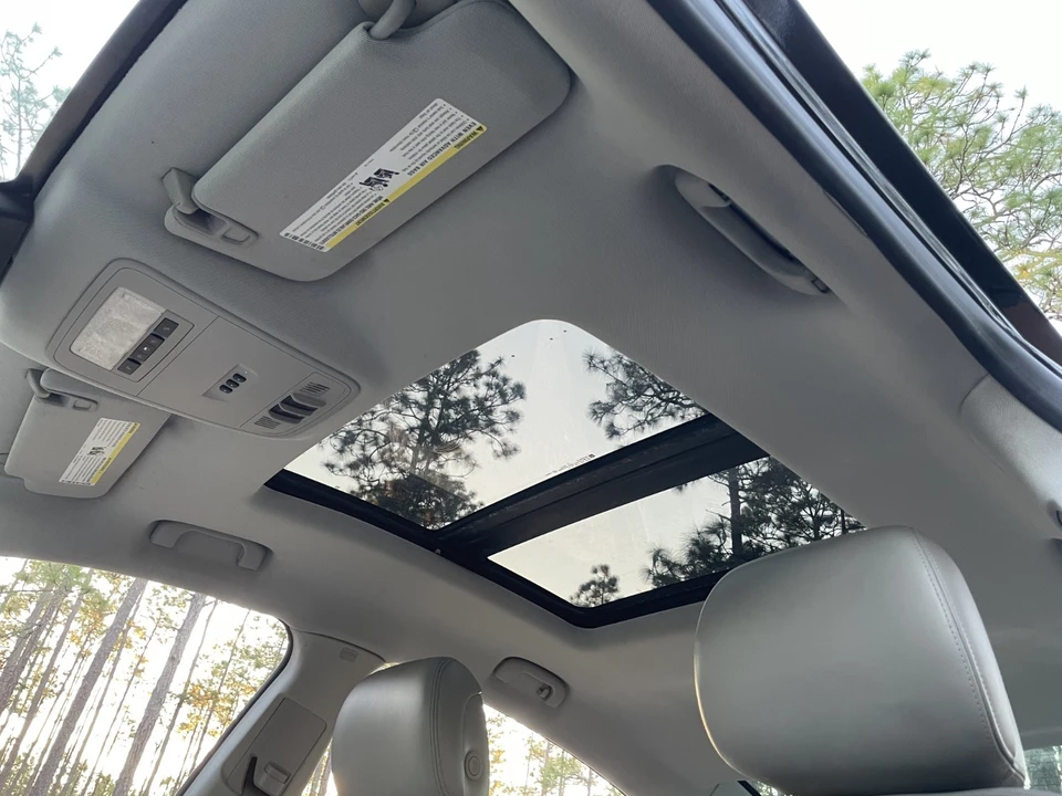 2010 Buick LaCrosse - Image 22 of 23