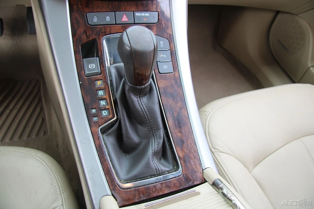 2010 Buick LaCrosse - Image 19 of 21