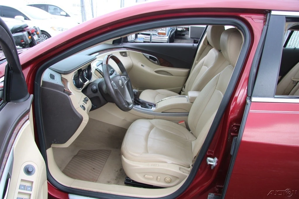 2010 Buick LaCrosse - Image 13 of 21