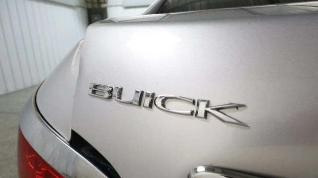 2010 Buick LaCrosse - Image 20 of 20