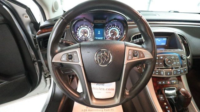 2010 Buick LaCrosse - Image 16 of 20