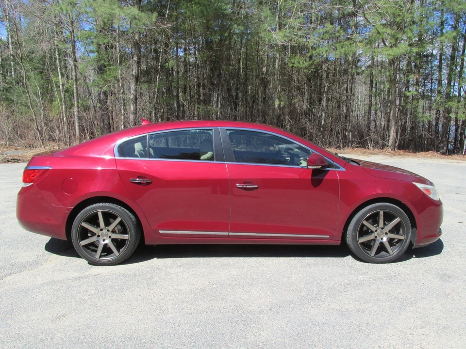 2010 Buick LaCrosse - Image 7 of 21