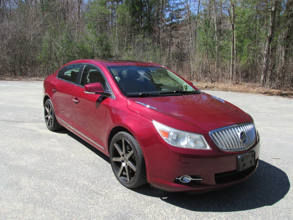 2010 Buick LaCrosse - Image 8 of 21