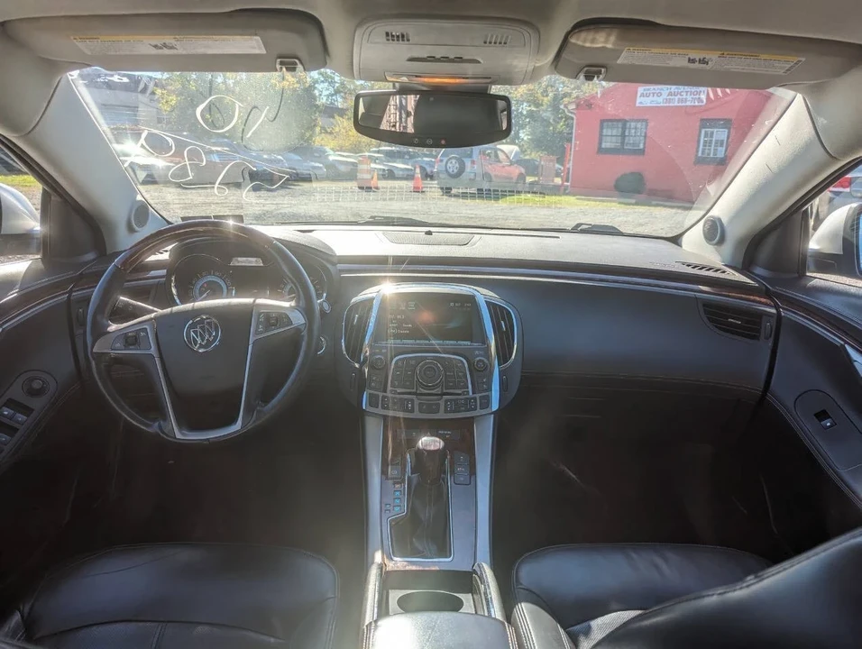 2010 Buick LaCrosse - Image 20 of 21
