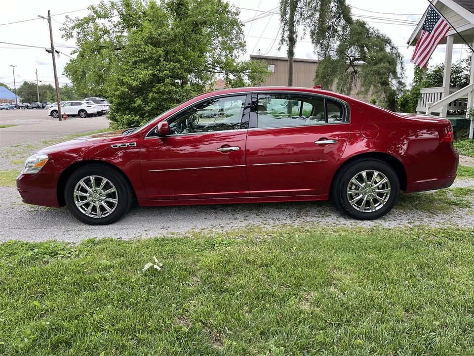 2010 Buick Lucerne - Image 9 of 31