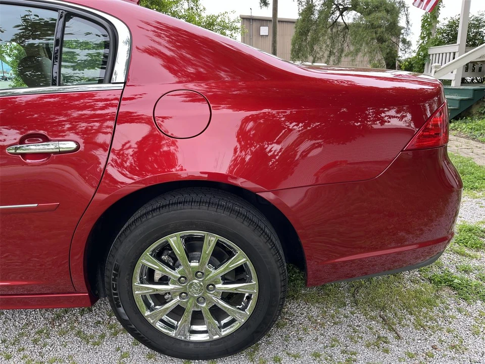 2010 Buick Lucerne - Image 12 of 31