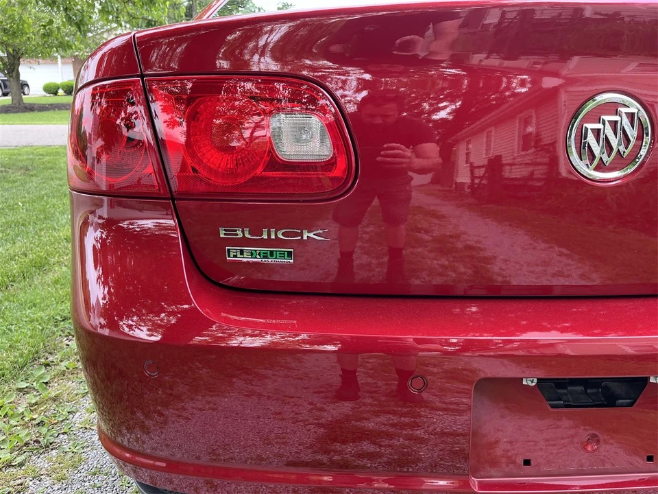 2010 Buick Lucerne - Image 14 of 31