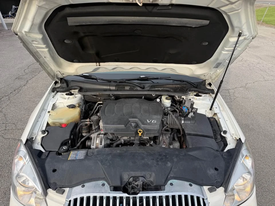 2010 Buick Lucerne - Image 15 of 20
