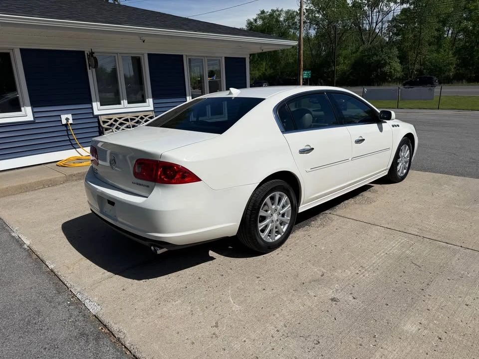 2010 Buick Lucerne - Image 18 of 20