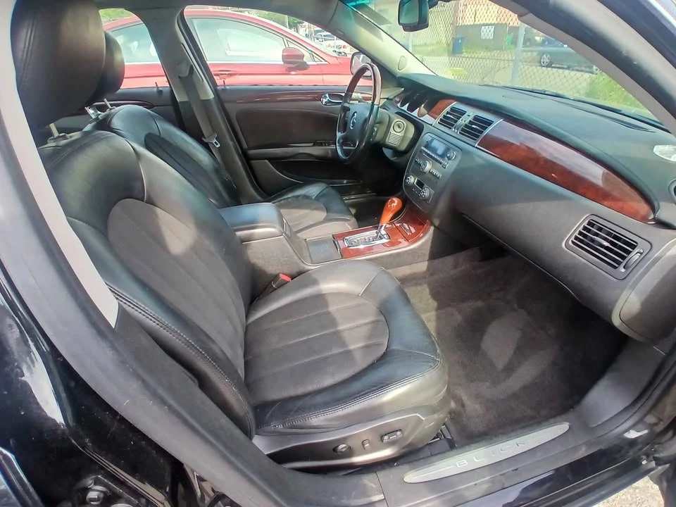 2010 Buick Lucerne - Image 8 of 9
