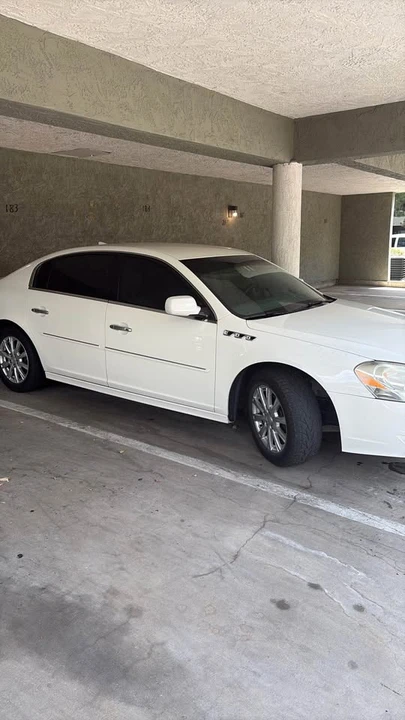 2010 Buick Lucerne - Image 9 of 9