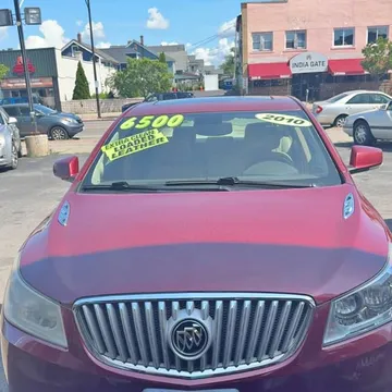 2010 Buick Lucerne CXS Sedan 4D