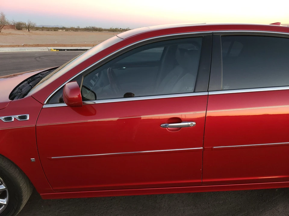2010 Buick Lucerne - Image 25 of 31