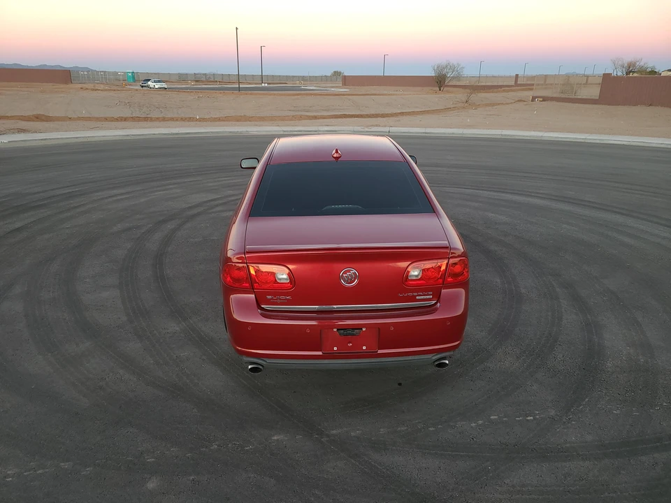 2010 Buick Lucerne - Image 10 of 31