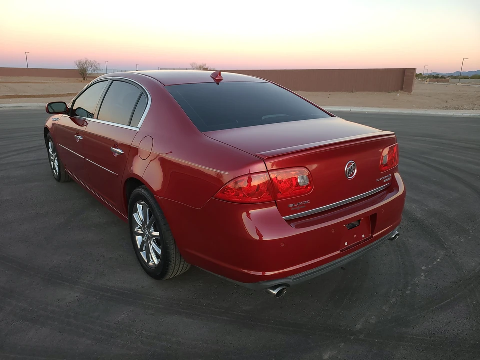 2010 Buick Lucerne - Image 4 of 31