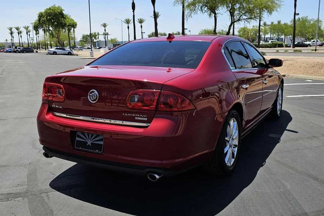 2010 Buick Lucerne - Image 4 of 31