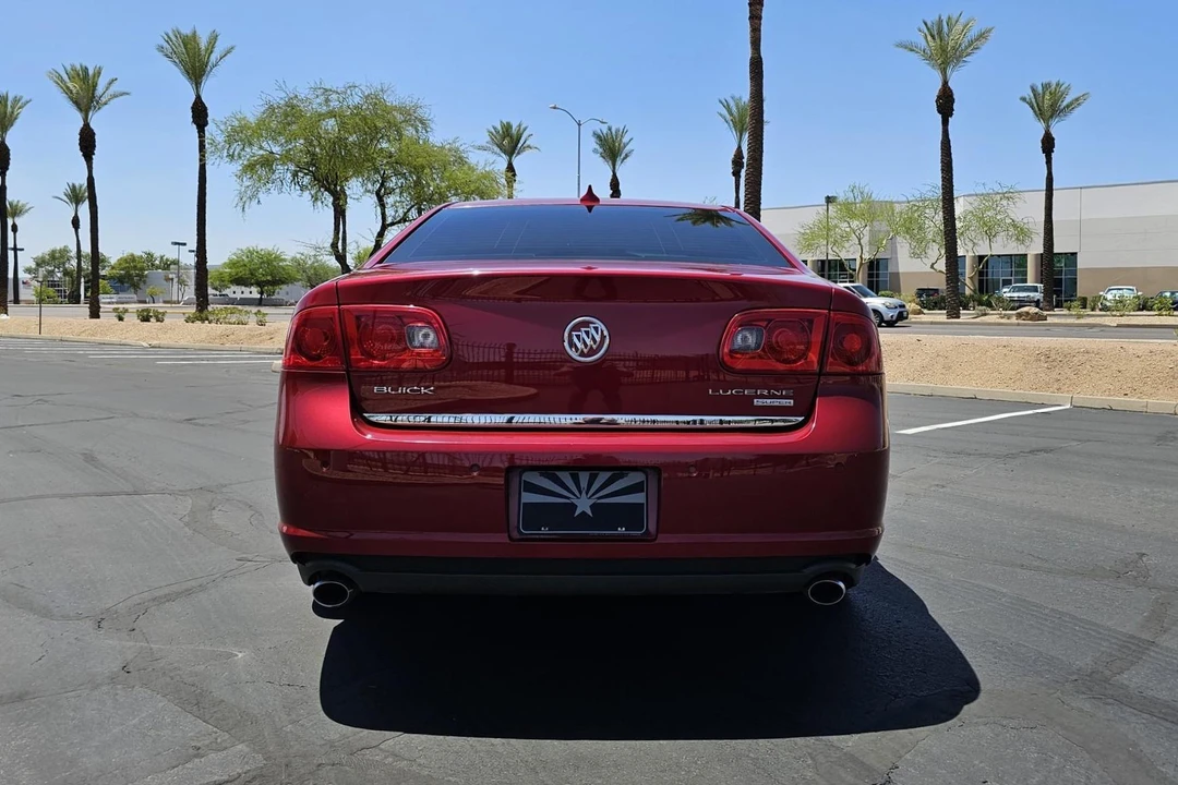 2010 Buick Lucerne - Image 5 of 31