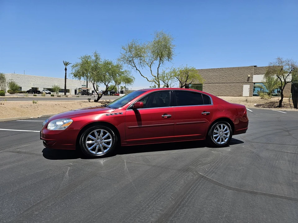 2010 Buick Lucerne - Image 10 of 31